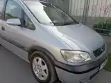 Opel Zafira, 2000-2