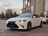 Lexus ES series, 2016-11