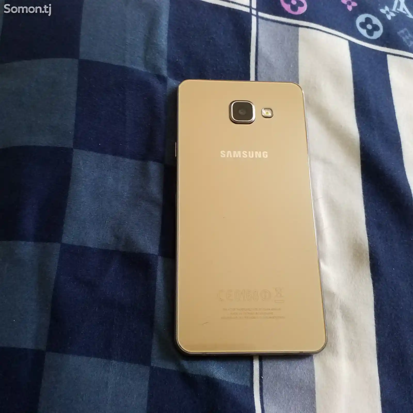 Samsung Galaxy A7, 2016-7