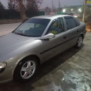 Opel Vectra B, 1995