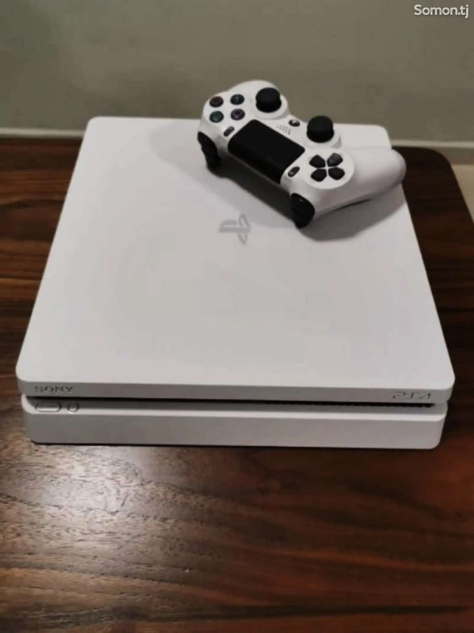 Игровая приставка Sony Playstation 4 Slim-1