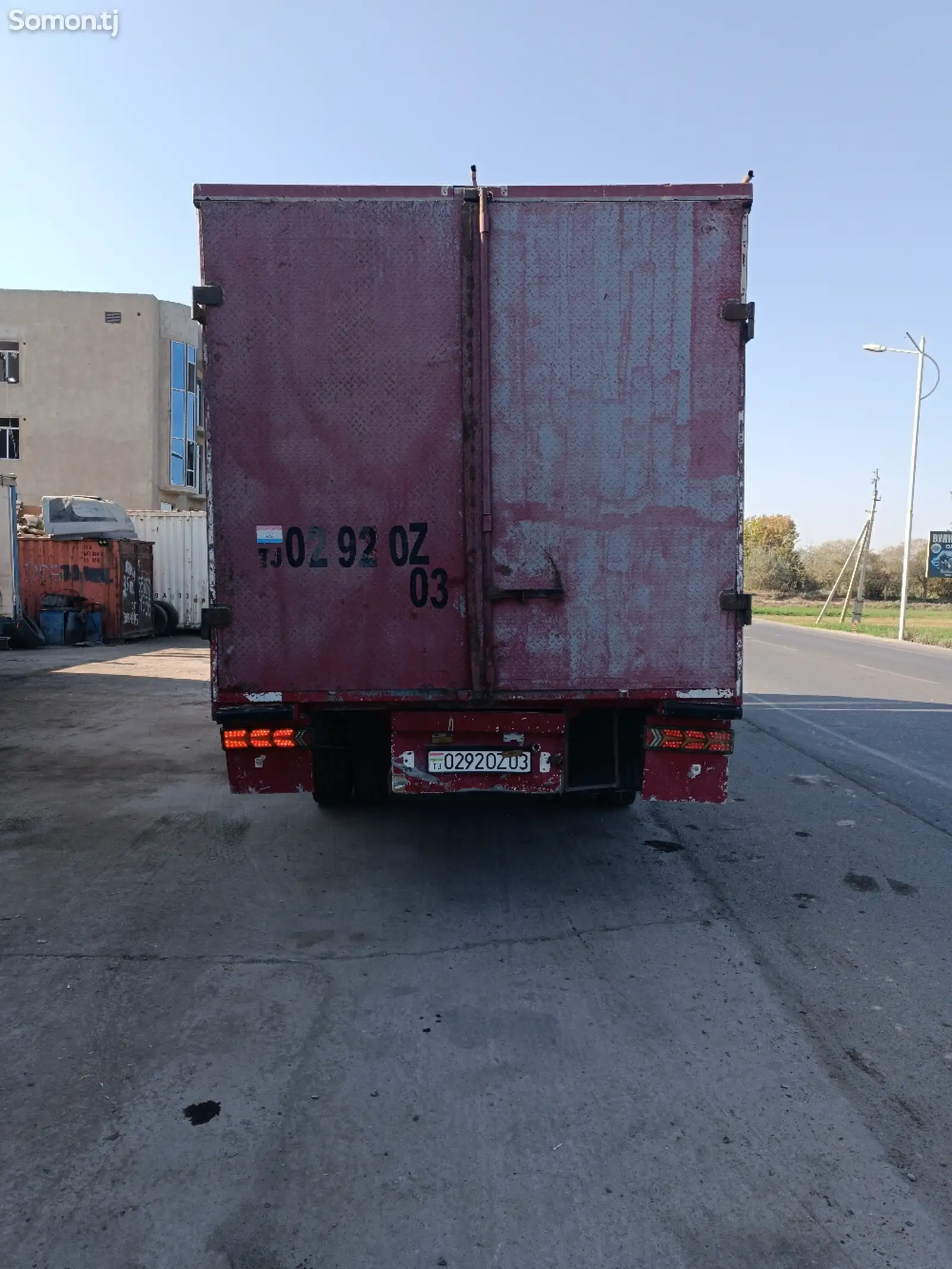 Бортовой грузовик Mercedes Benz Atego, 1218-3