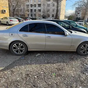 Mercedes-Benz E class, 2002