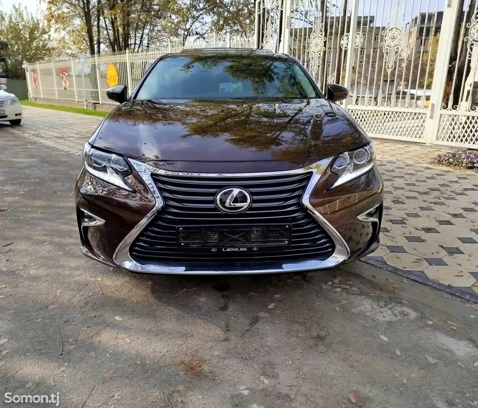 Lexus ES series, 2017-1