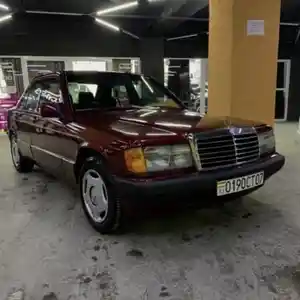 Mercedes-Benz W201, 1990