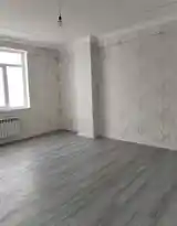 2-комн. квартира, 11 этаж, 80м², и сомони-2