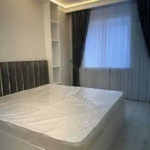 2-комн. квартира, 5 этаж, 100м², Дом Печать