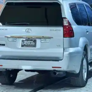 Заднее стекло на Lexus GX470