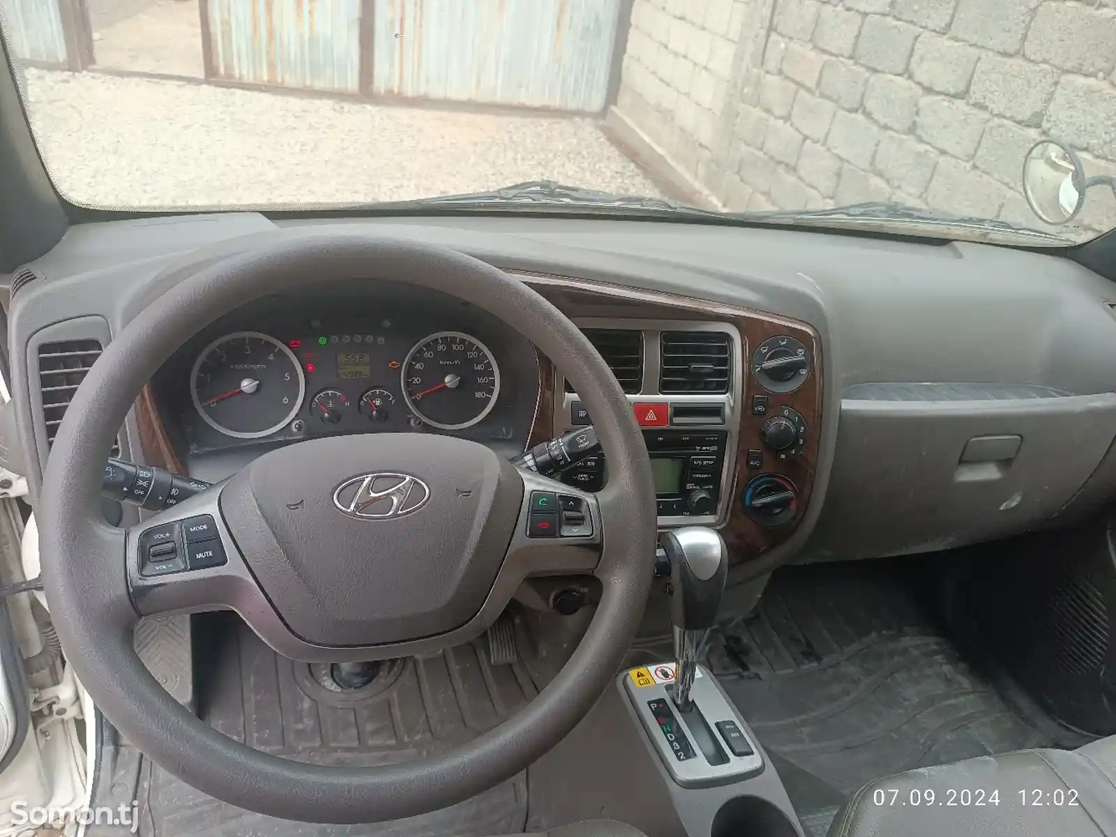 Бортовой автомобиль Hyundai Porter 2, 2016-5