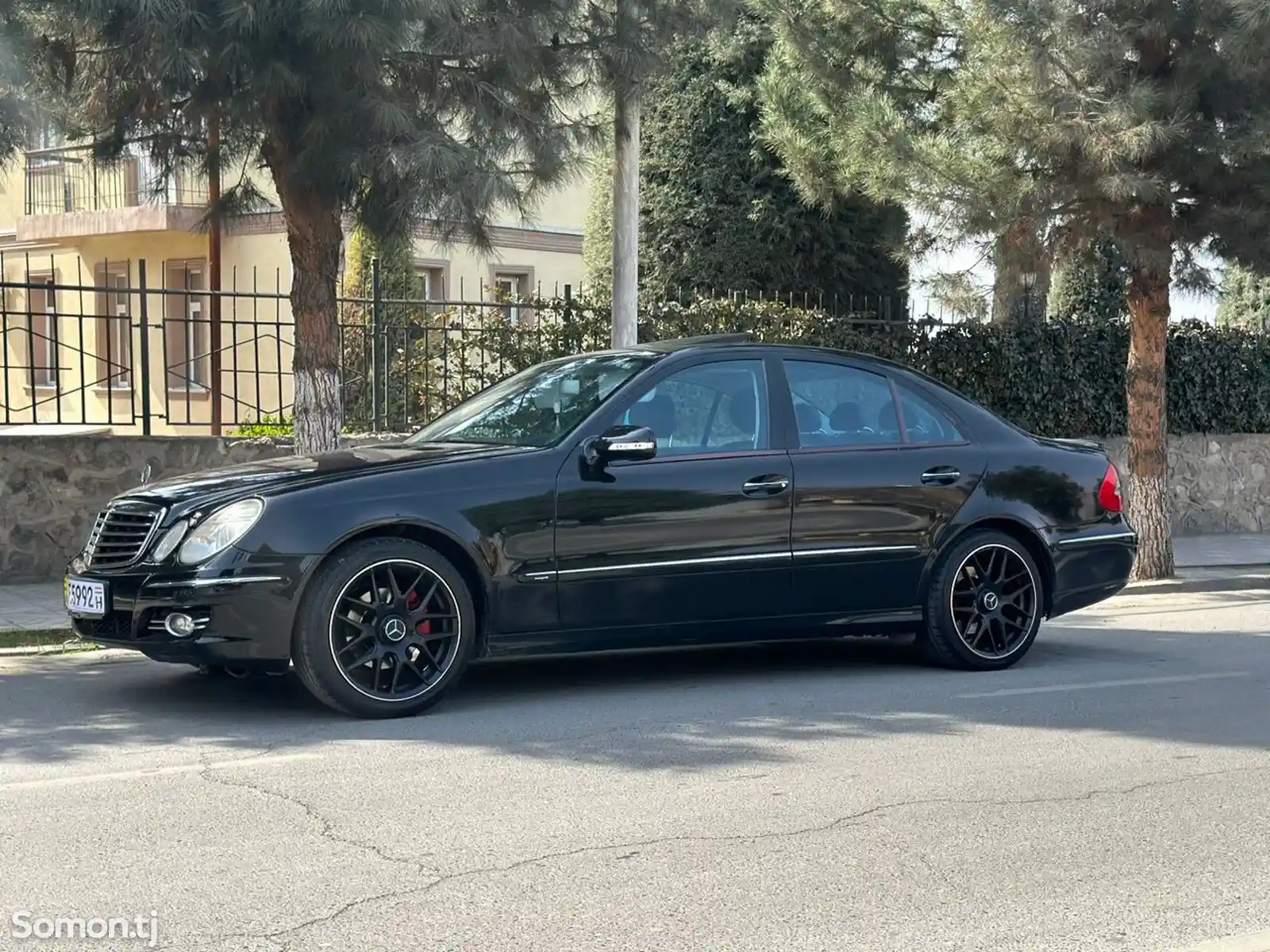 Mercedes-Benz E class, 2009-1