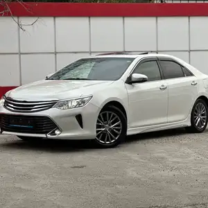 Toyota Camry, 2015