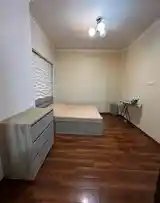 2-комн. квартира, 14 этаж, 60м², Дом печати-3