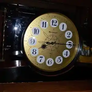 Часы Янтарь