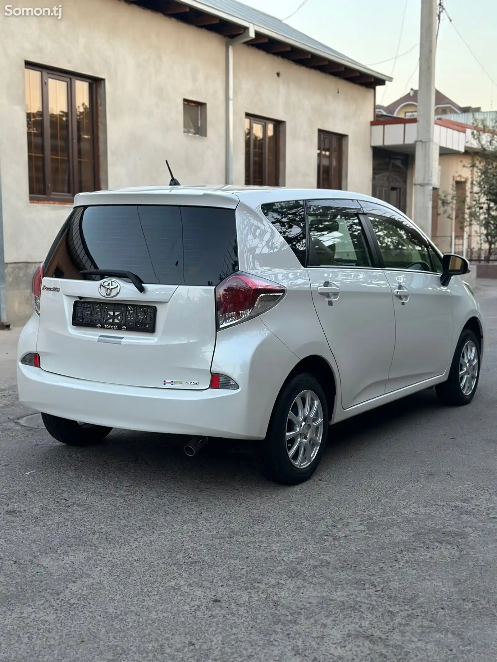 Toyota Ractis, 2014-5