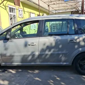 Opel Zafira, 2008