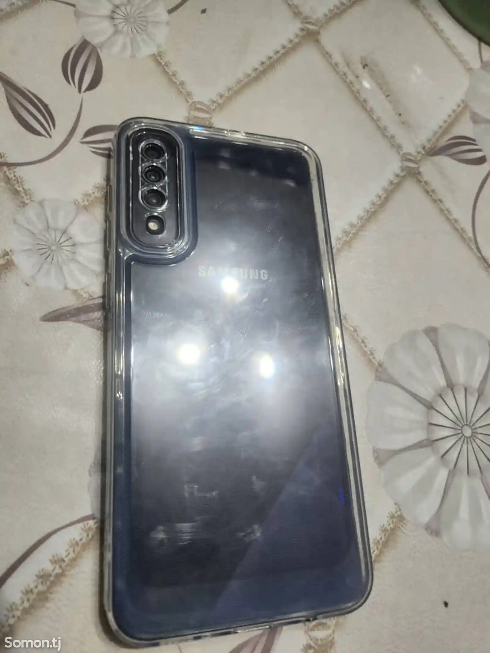 Samsung Galaxy A30S-3