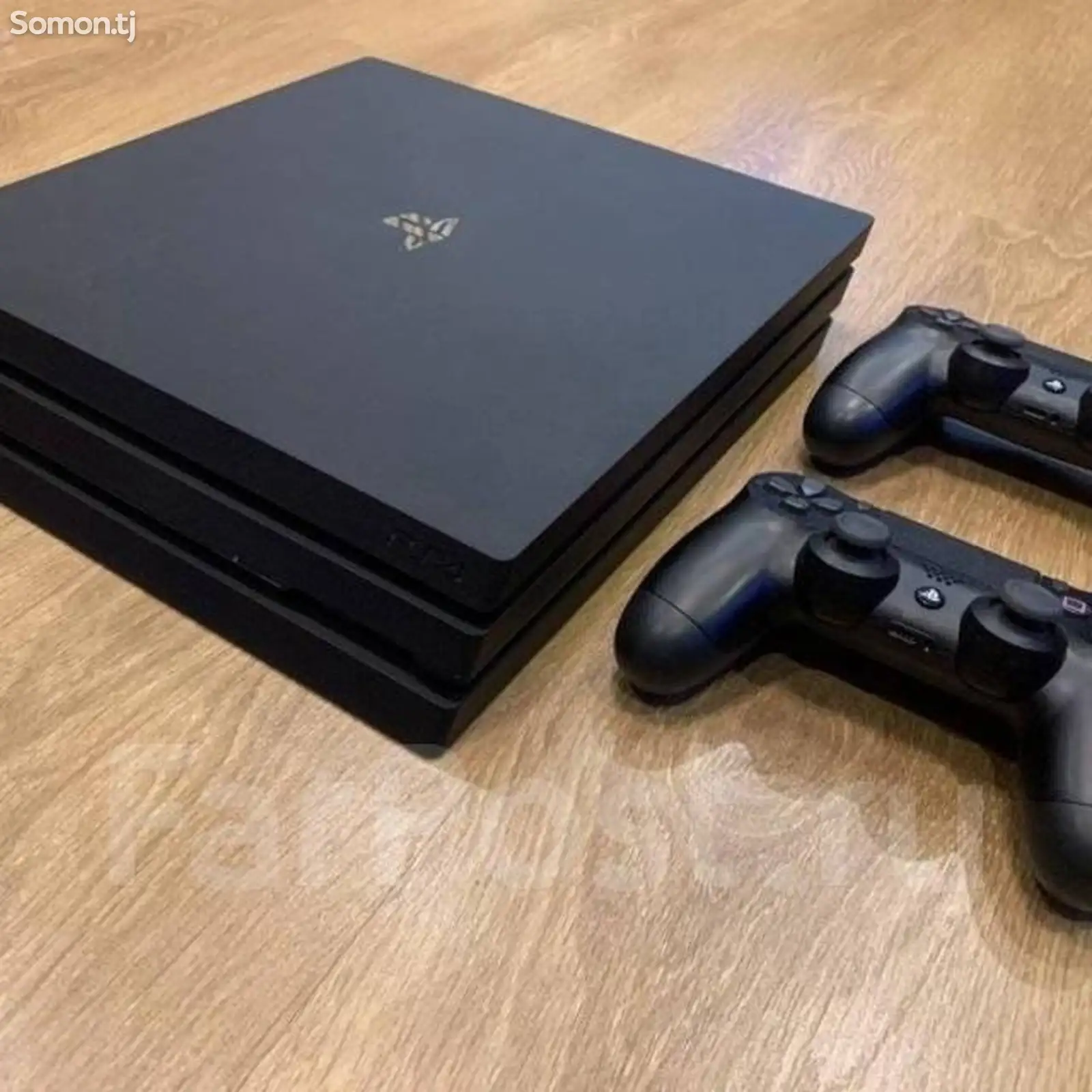 Игровая приставка PS4 pro 1tb-1