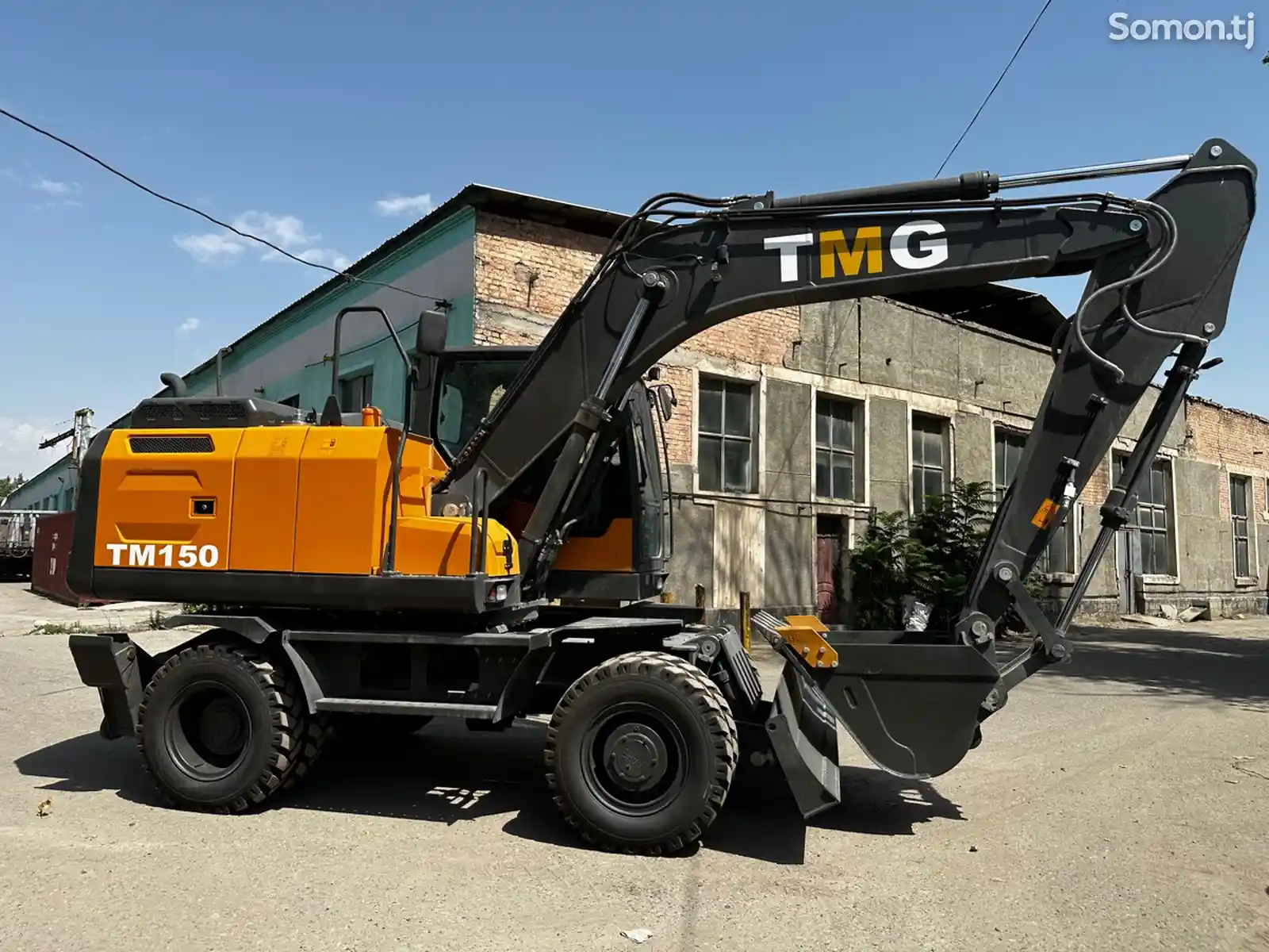 Экскаватор TMG 150-1