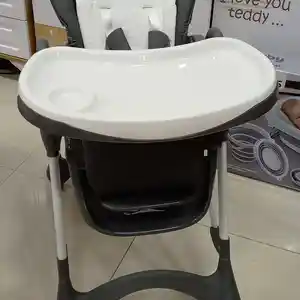 Детский стол для кормления
