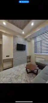 2-комн. квартира, 12 этаж, 40м², Гранд отель-3