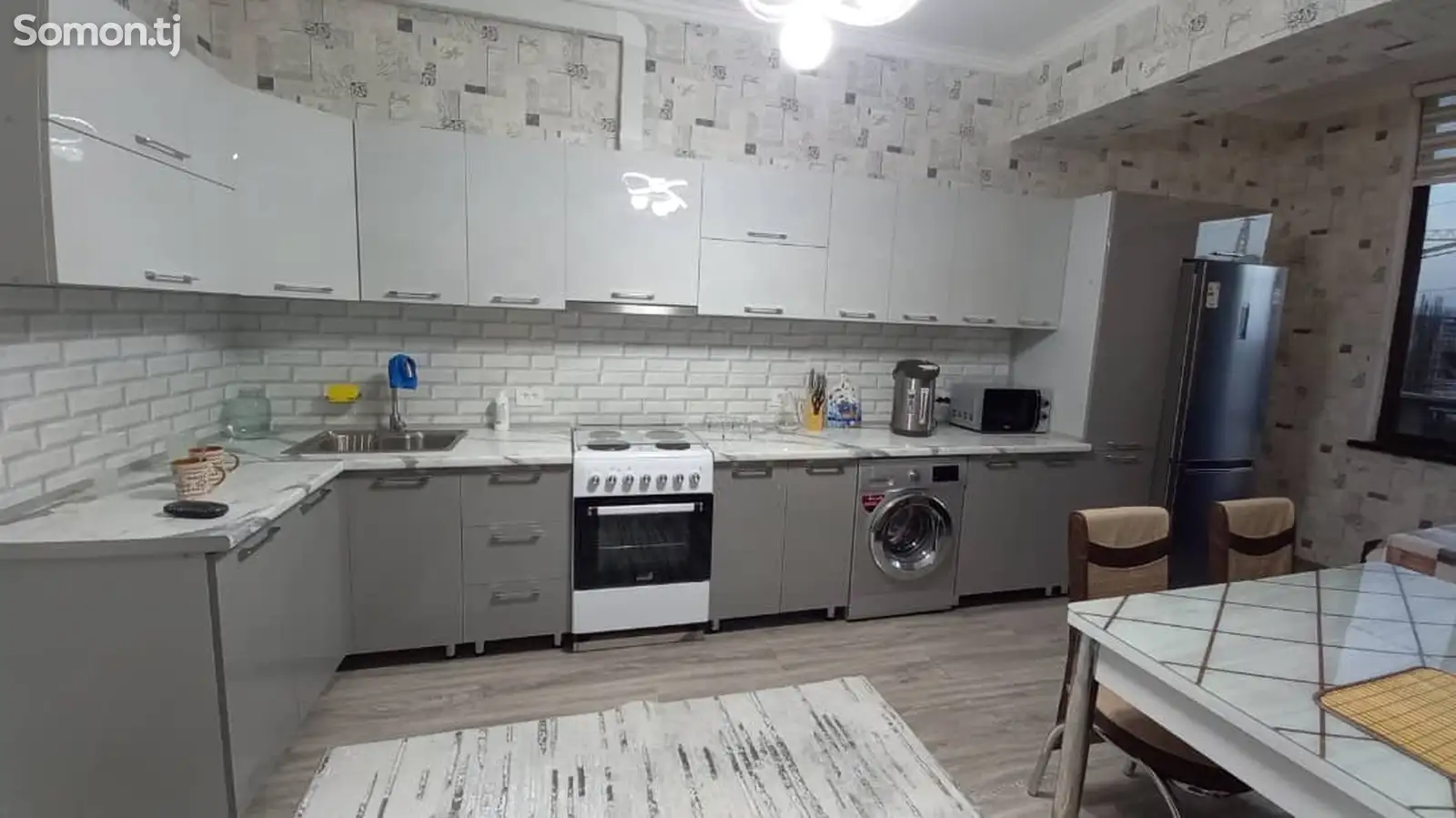 2-комн. квартира, 5 этаж, 93м², Проспект Айни, Перекресток Скорой-10