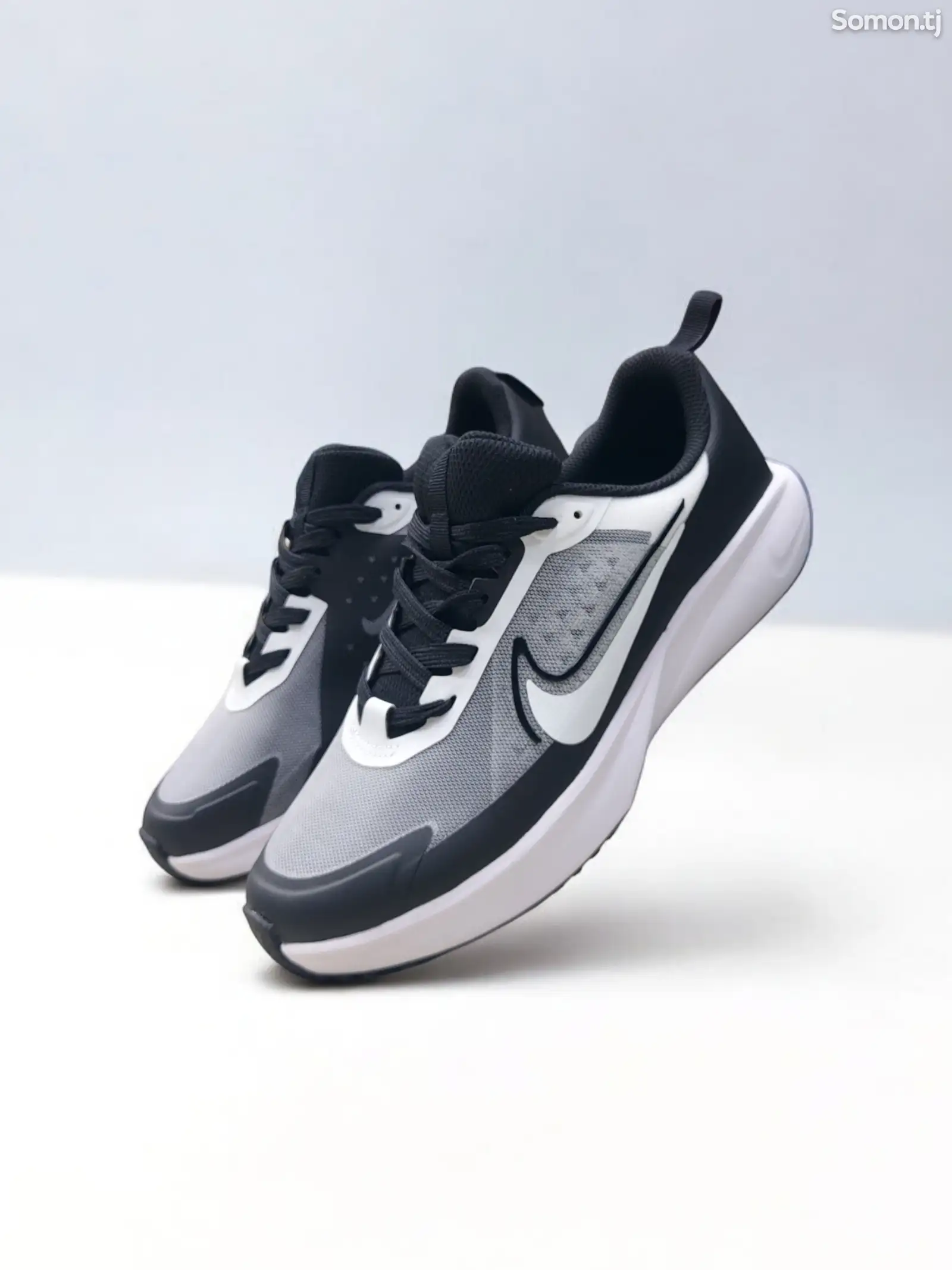 Кроссовки Nike Running Sonic Fly-1