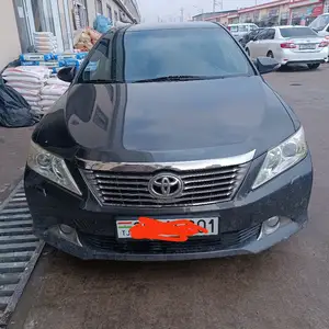 Toyota Camry, 2014