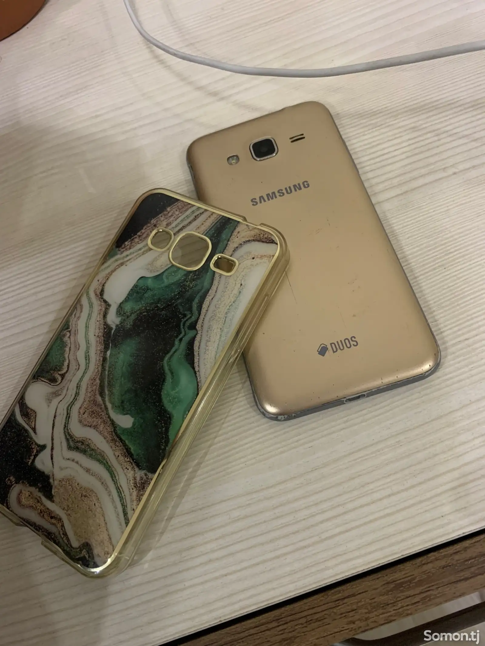 Samsung Galaxy J3, 2016-1