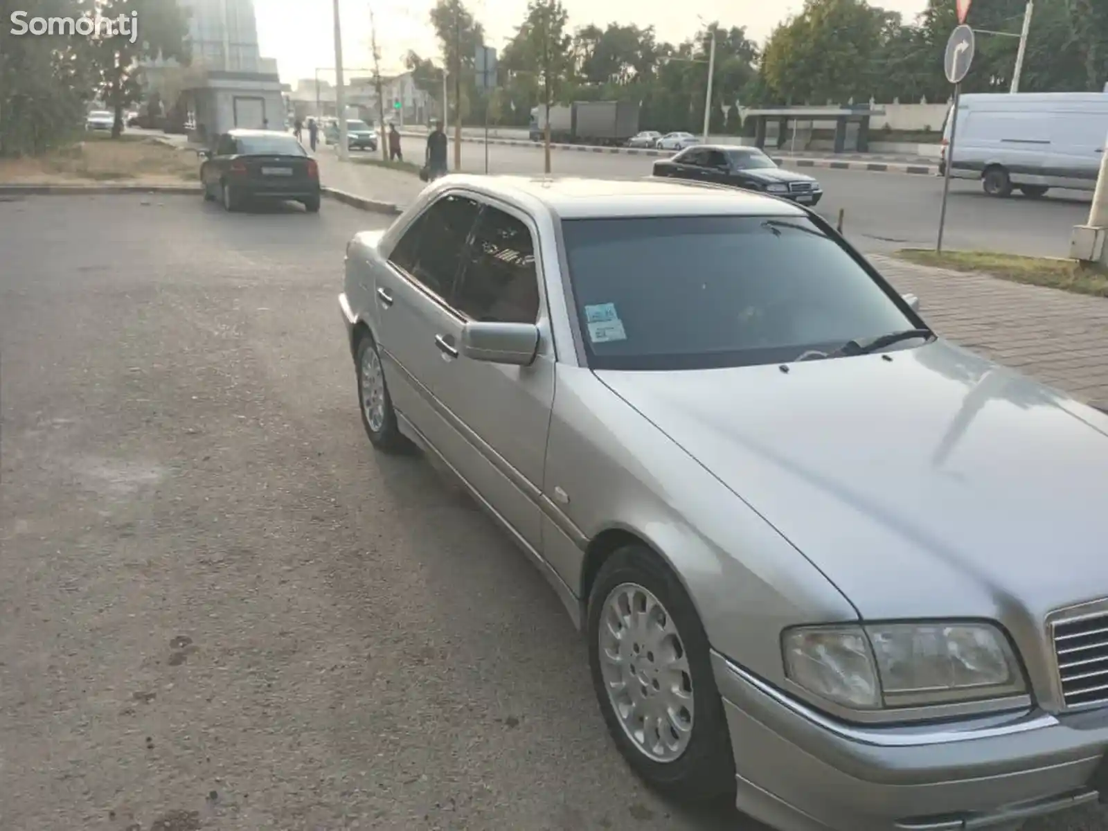 Mercedes-Benz S class, 2000-1