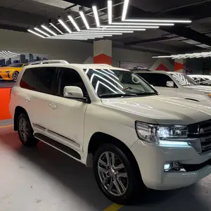 Toyota Land Cruiser, 2013