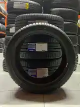 Шины и диски 245/40R18 Kinforest-3