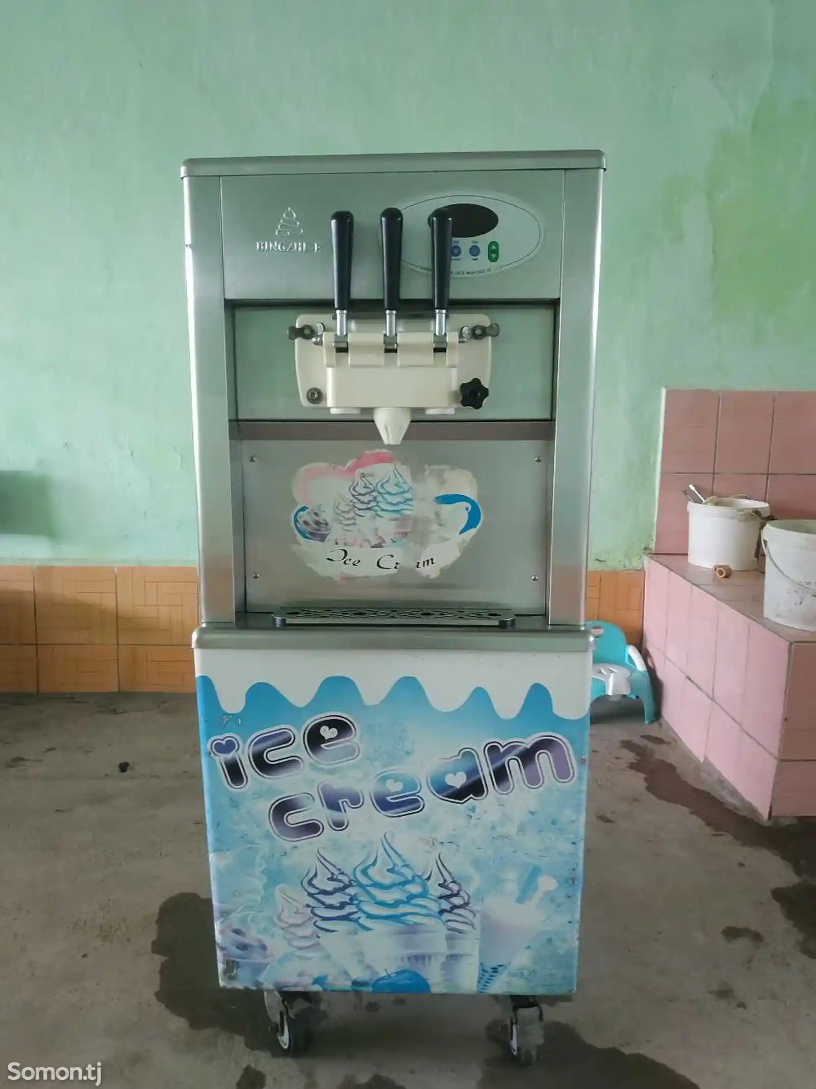 Аппарат Фризер для приготовления мороженого-7