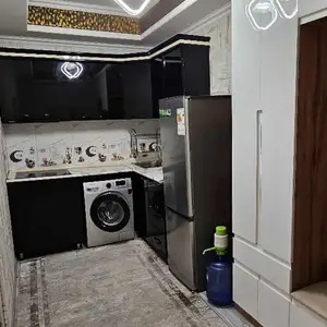 2-комн. квартира, 15 этаж, 50м², шохмансур