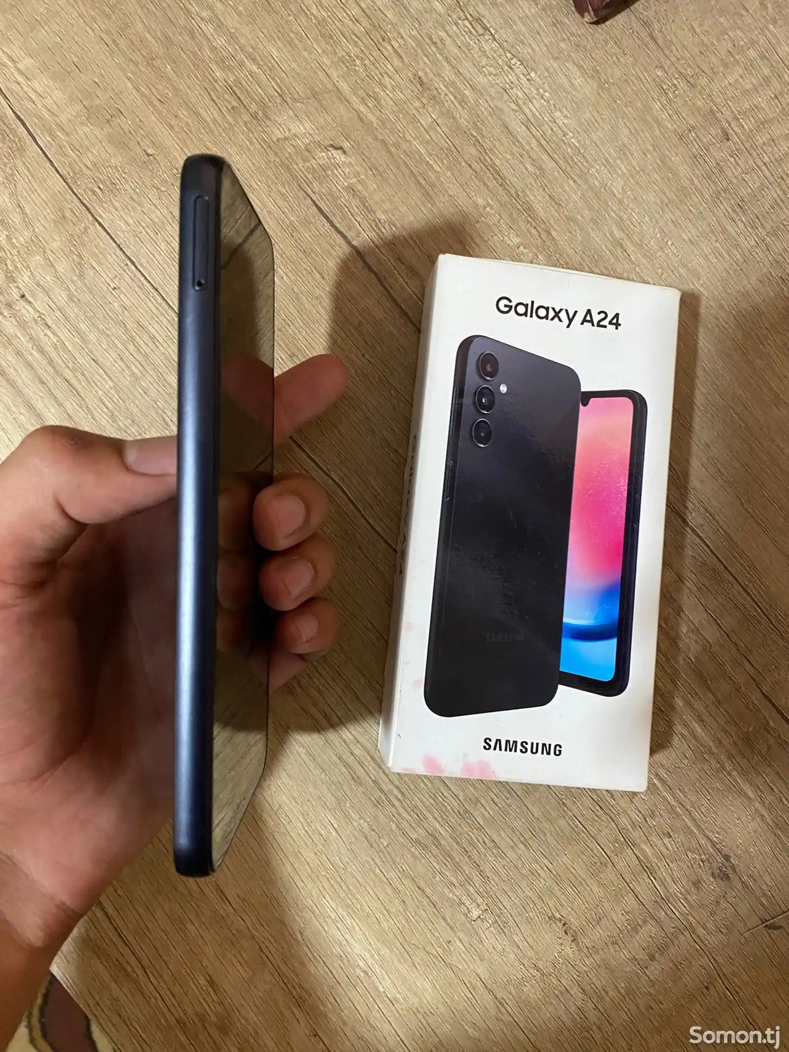 Samsung Galaxy A24-4