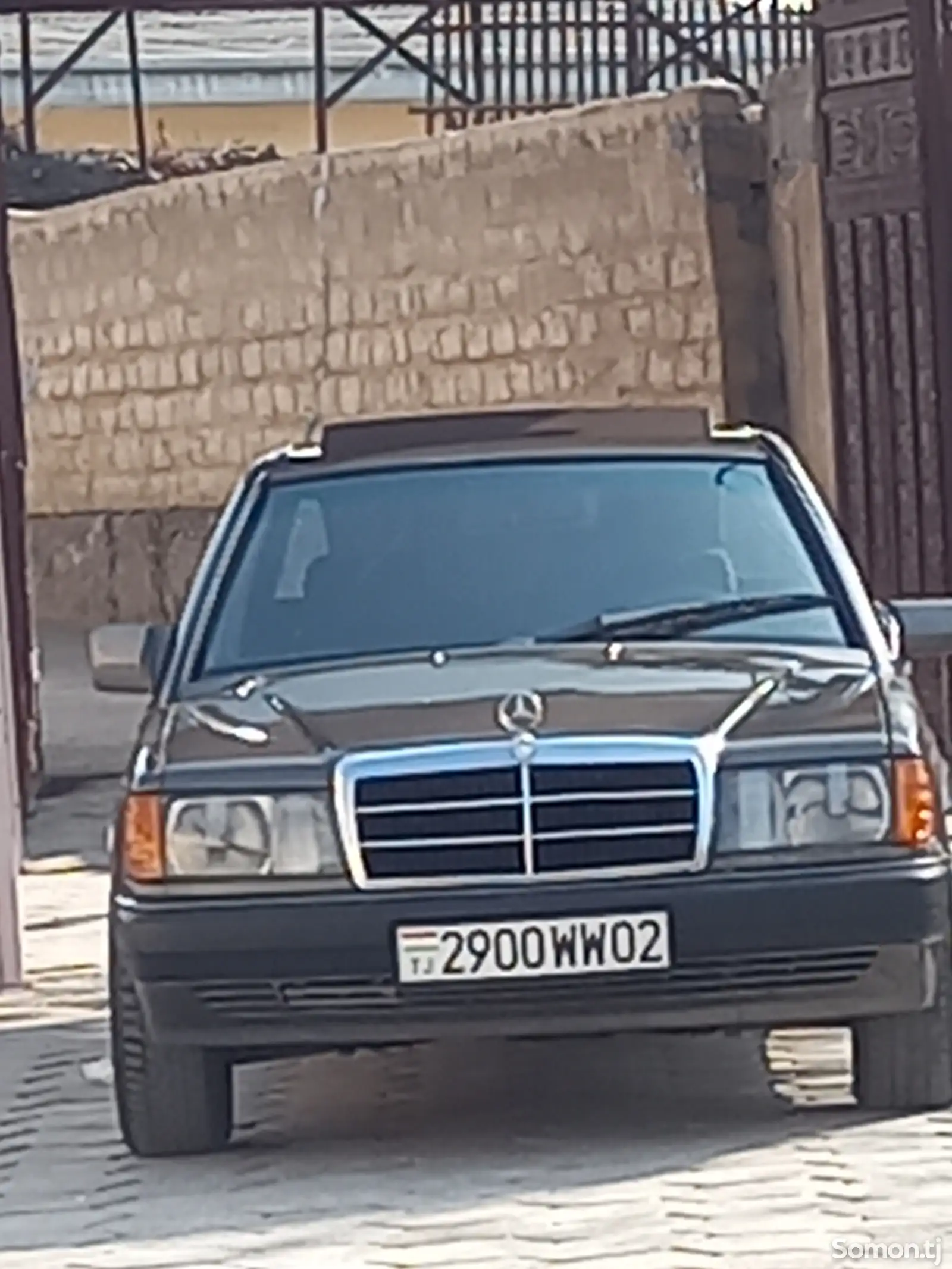 Mercedes-Benz W124, 1992-12