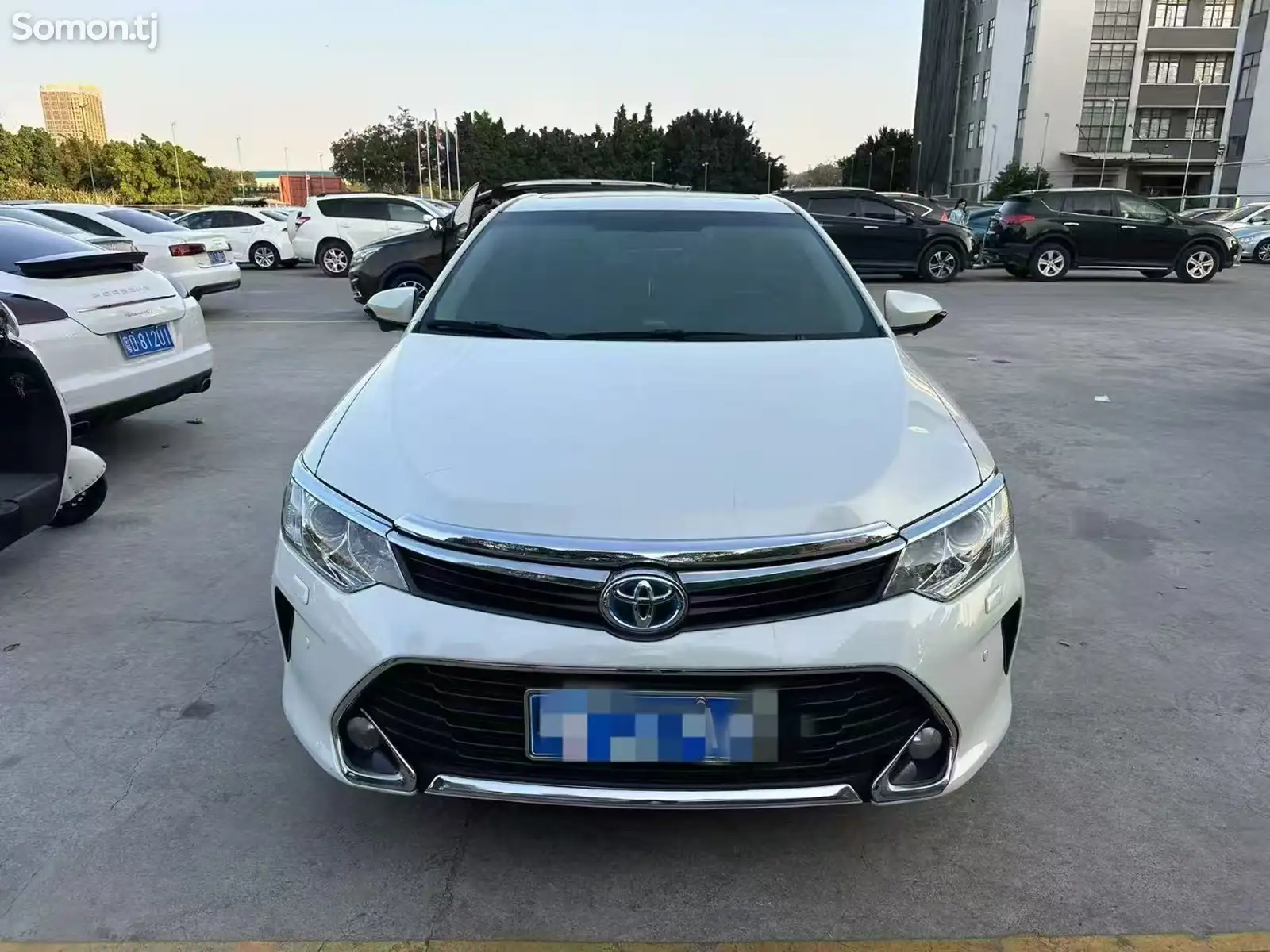 Toyota Camry, 2016-1