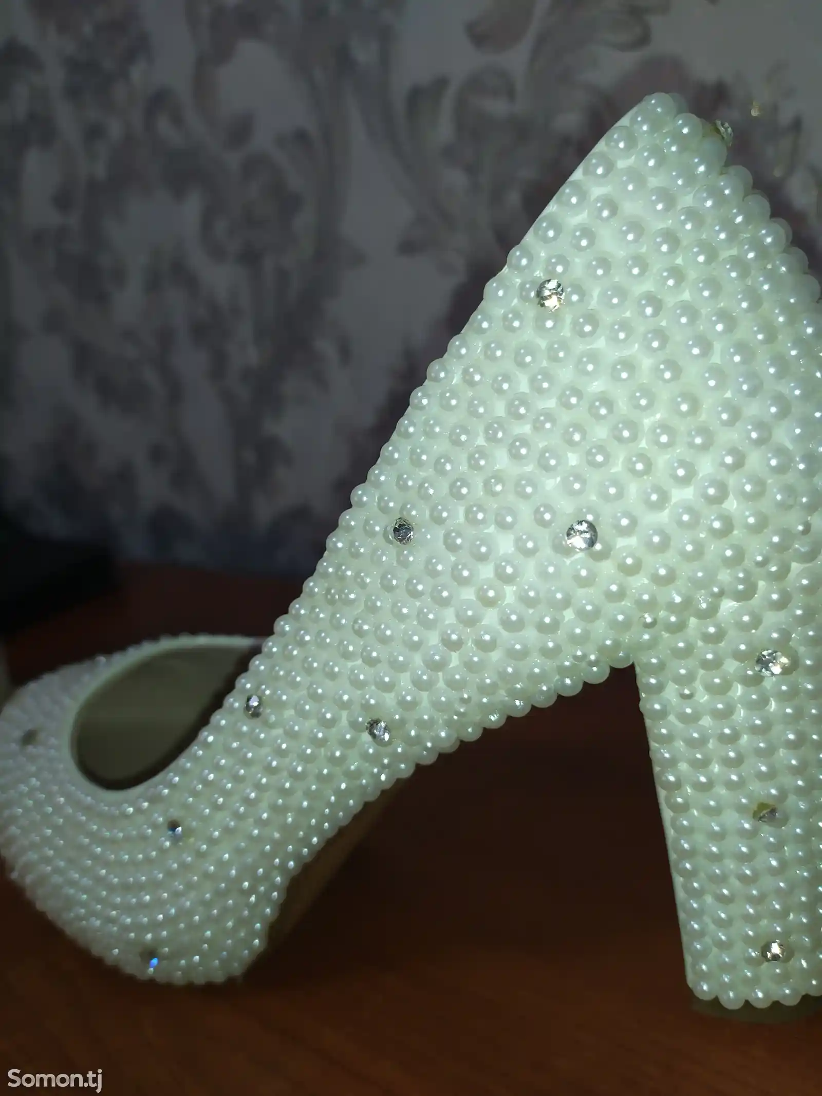 Белые Свадебные туфли с жемчужинами-8
