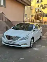 Hyundai Sonata, 2010-4