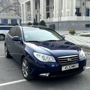 Hyundai Elantra, 2010