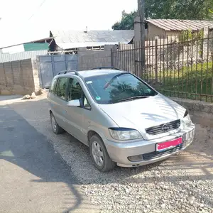 Opel Zafira, 2000