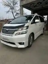 Toyota Vellfire, 2009-4