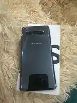 Samsung Galaxy S10-2