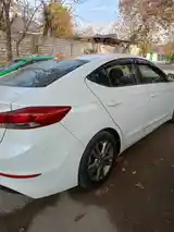 Hyundai Elantra, 2018-3