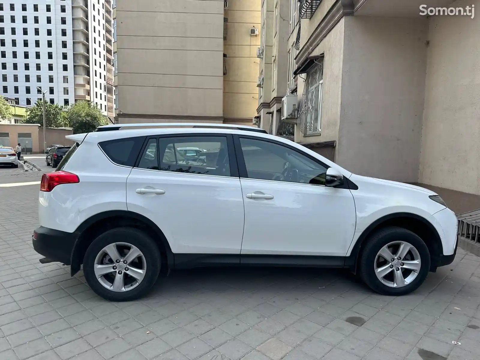 Toyota RAV 4, 2015-6