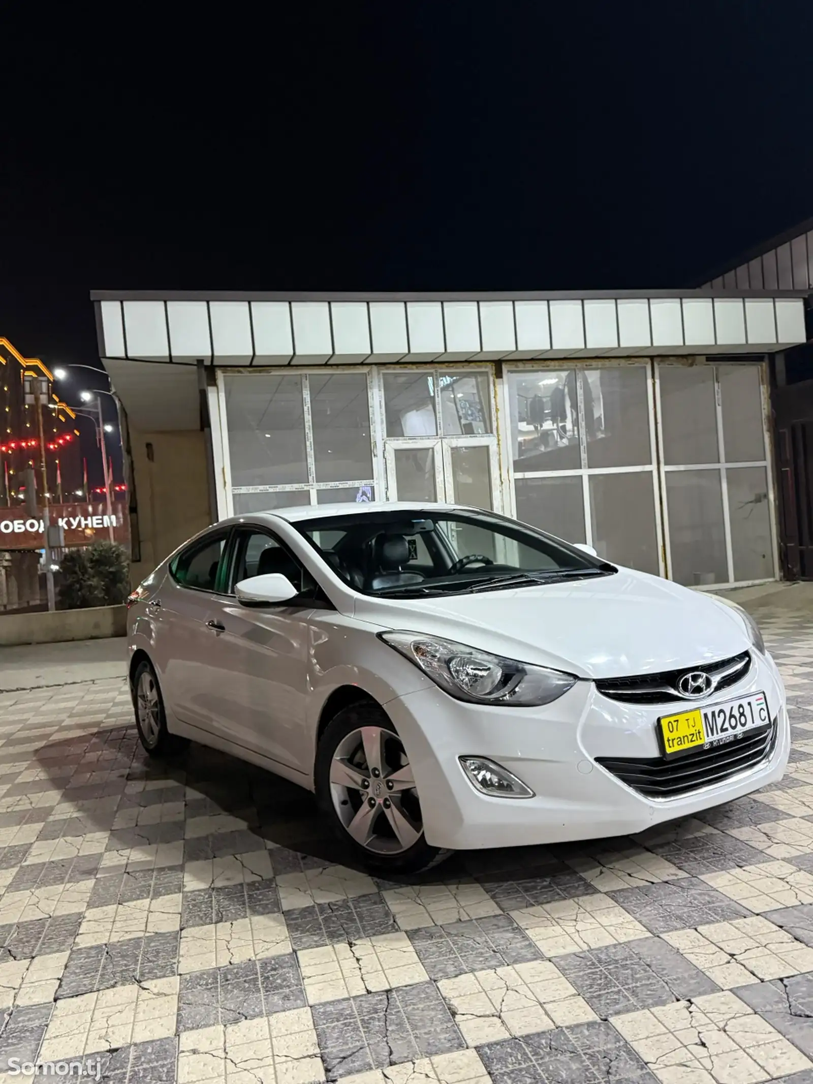 Hyundai Avante, 2011-1