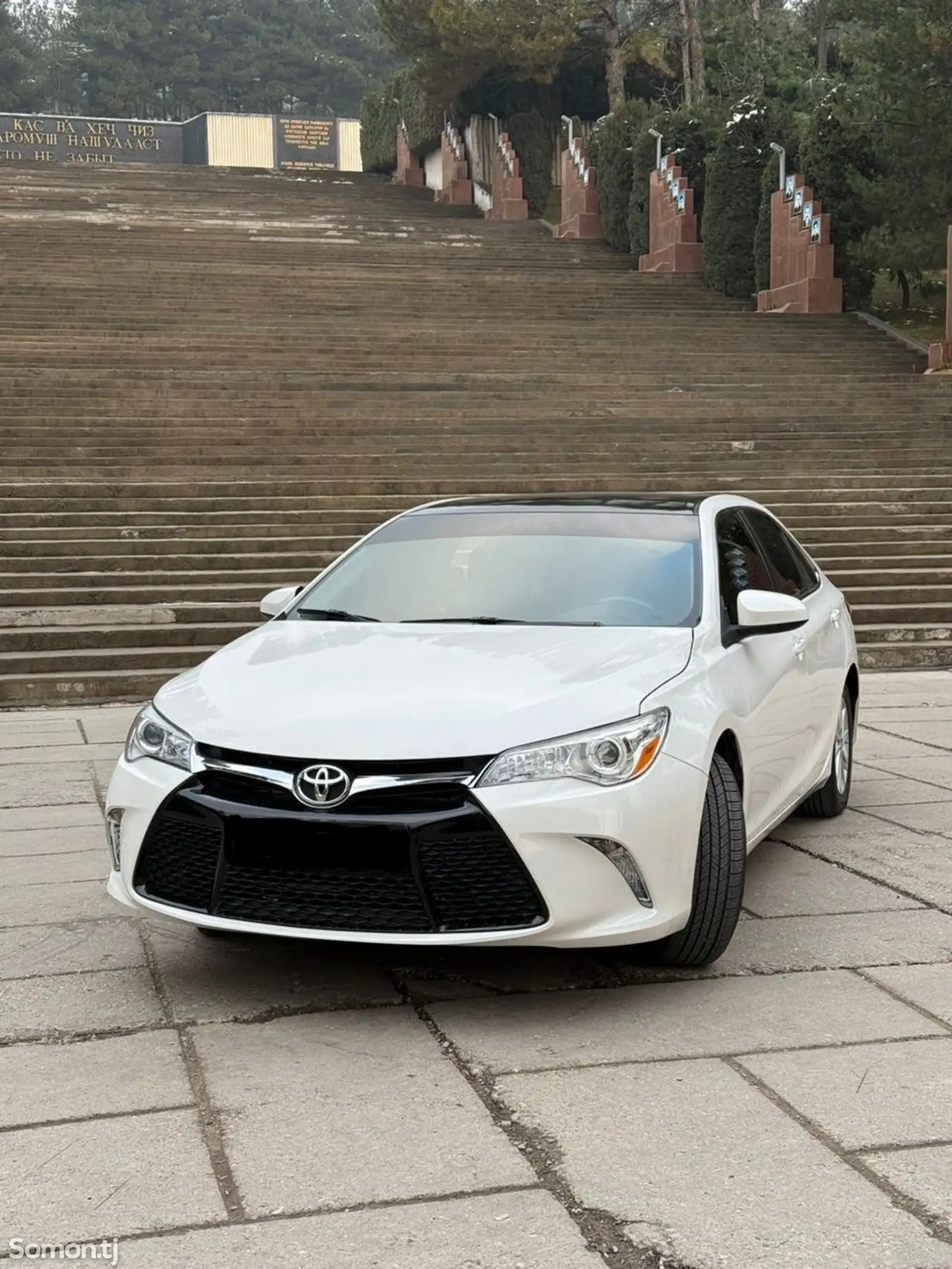 Toyota Camry, 2015-1