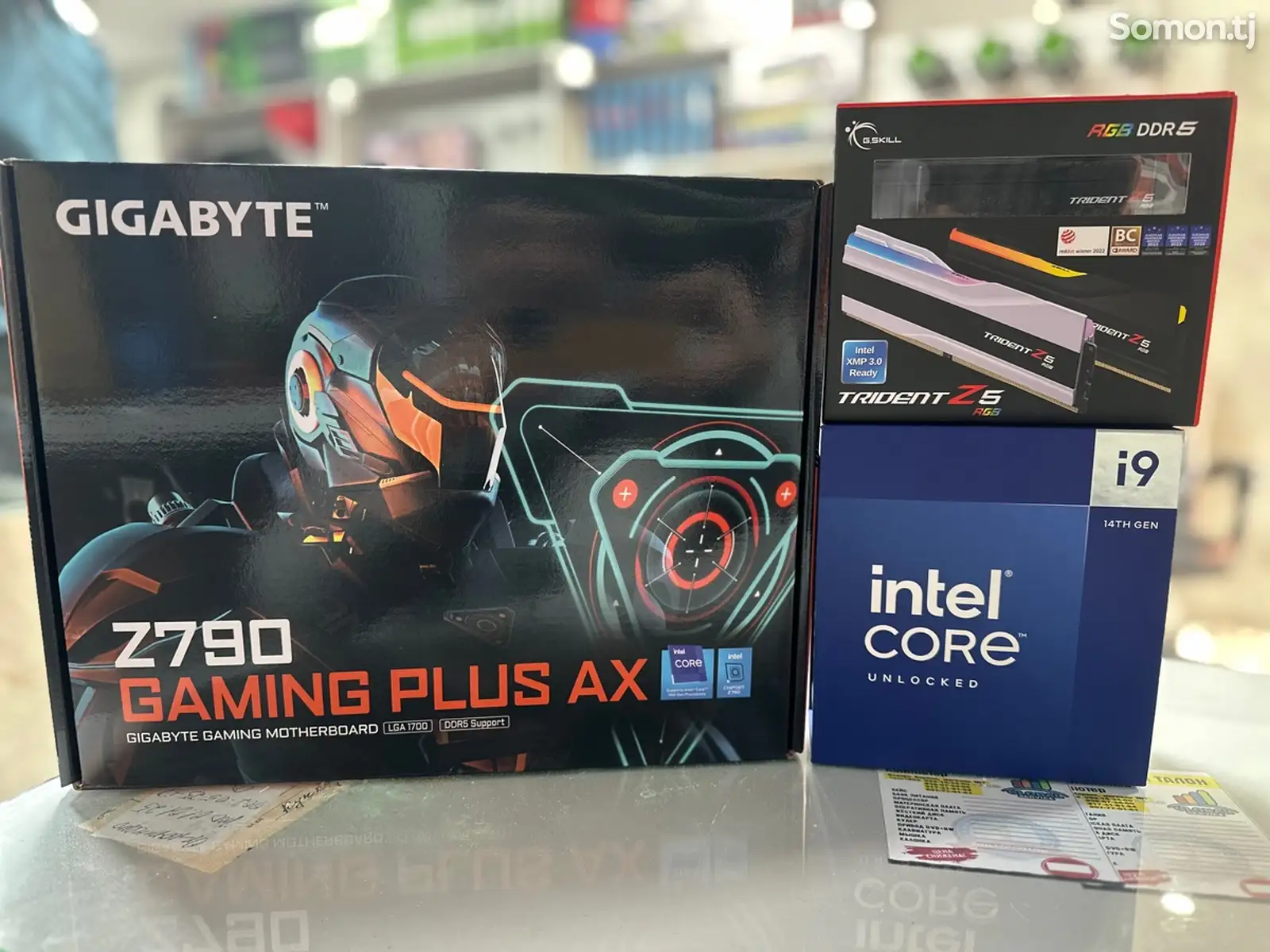 Материнская плата GIGABYTE Z790 GAMING PLUS WIFI/CORE i9-14900K/RAM 64GB 6000MHz