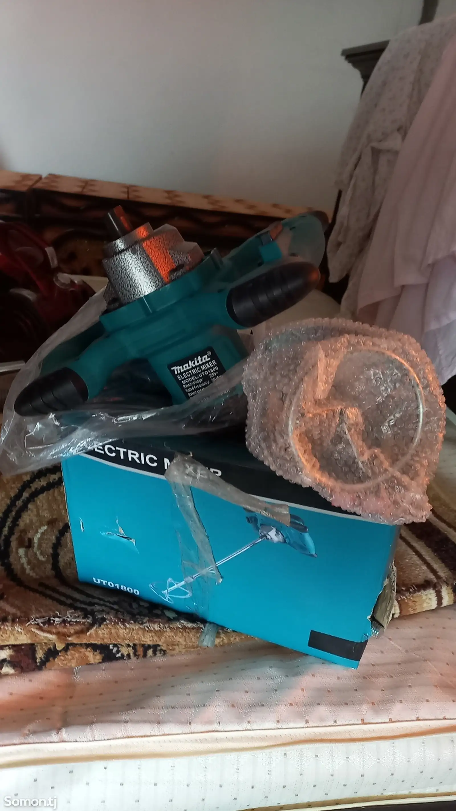 Миксер Makita