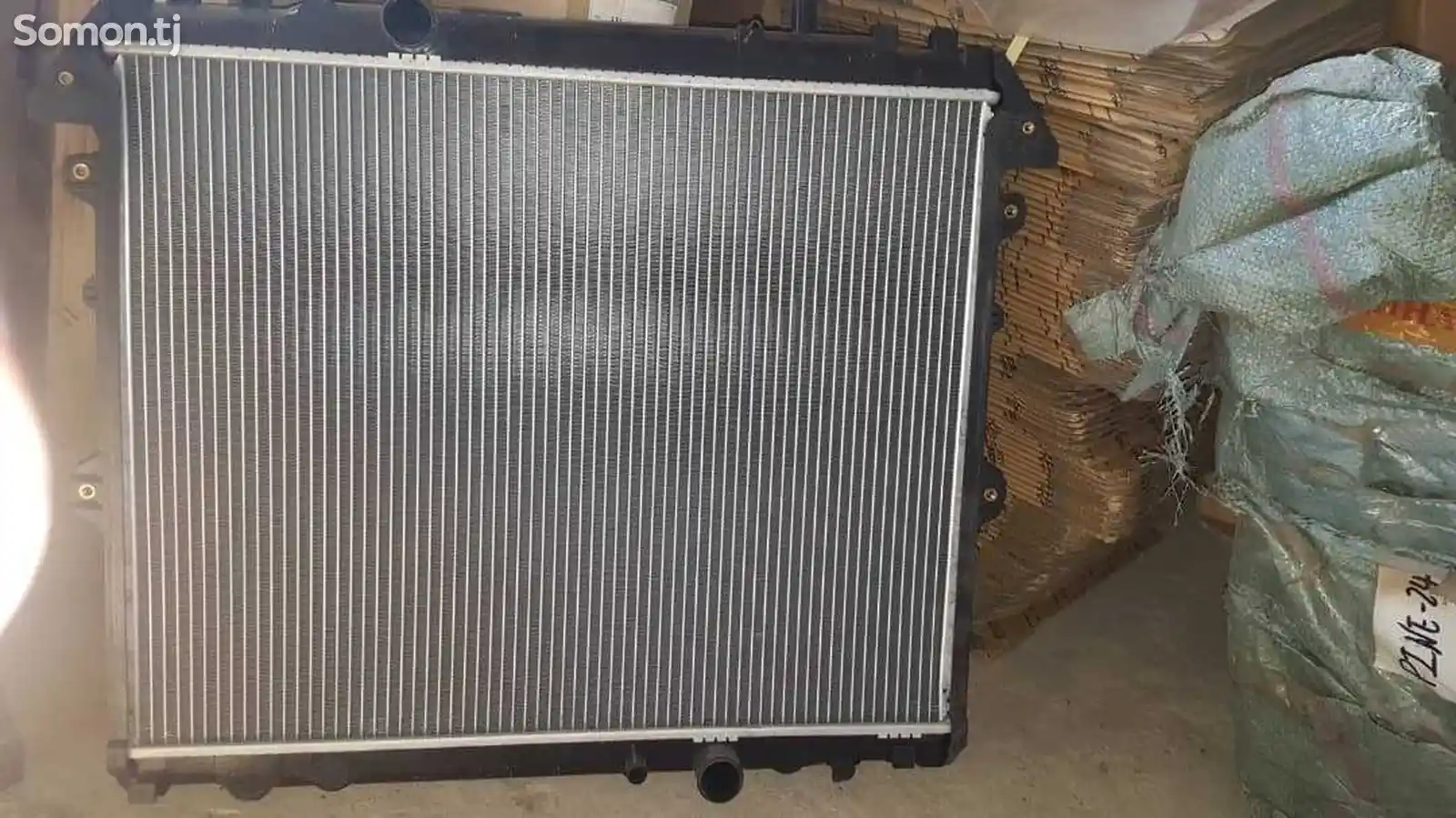 Радиатор для Toyota-1
