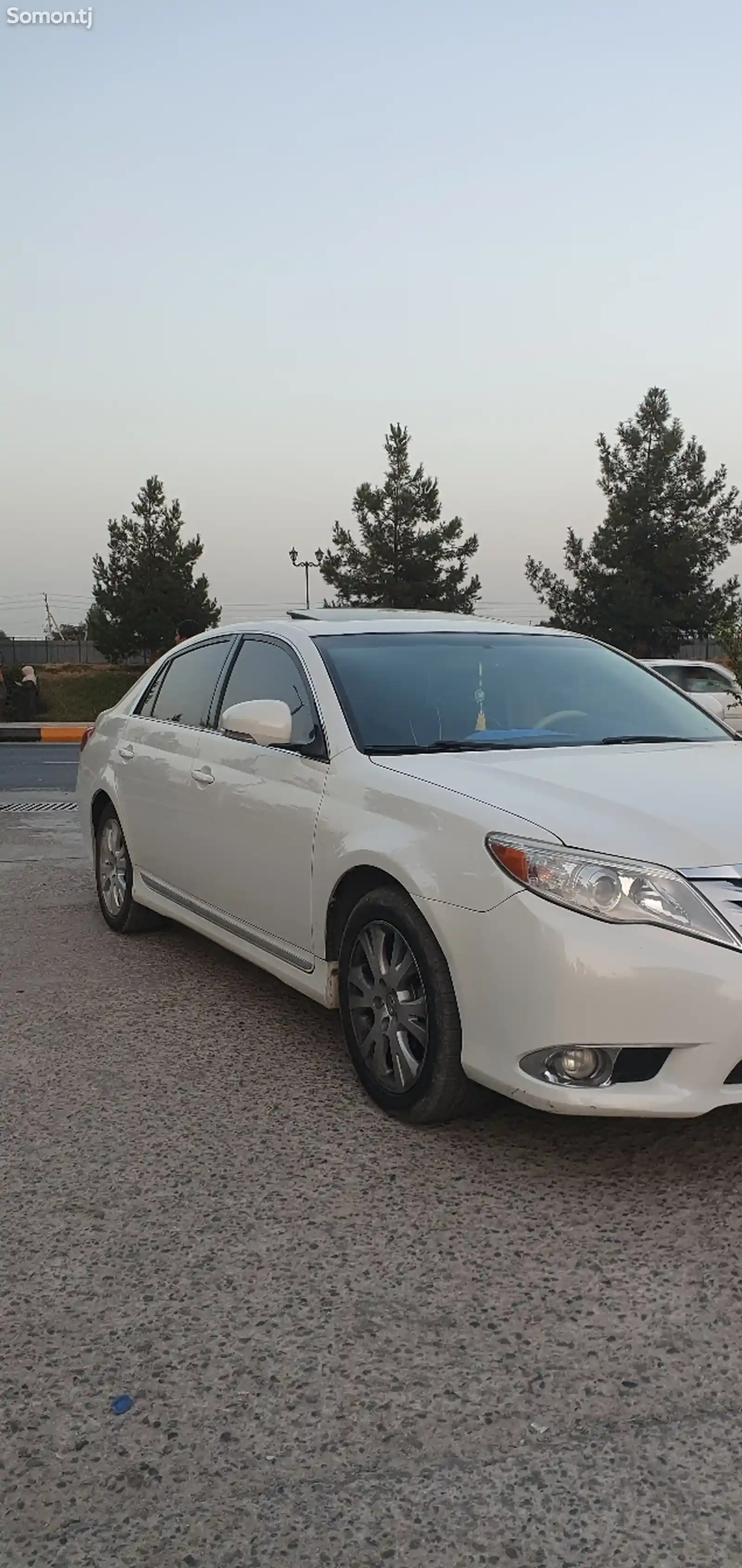 Toyota Avalon, 2010-3